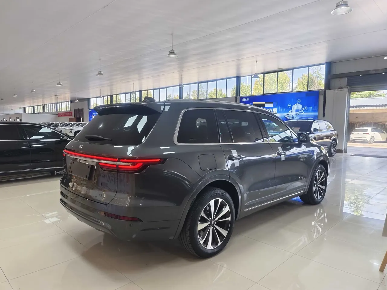 Li 2020 ONE 1.2T extended range 6-seat automatic gear 7