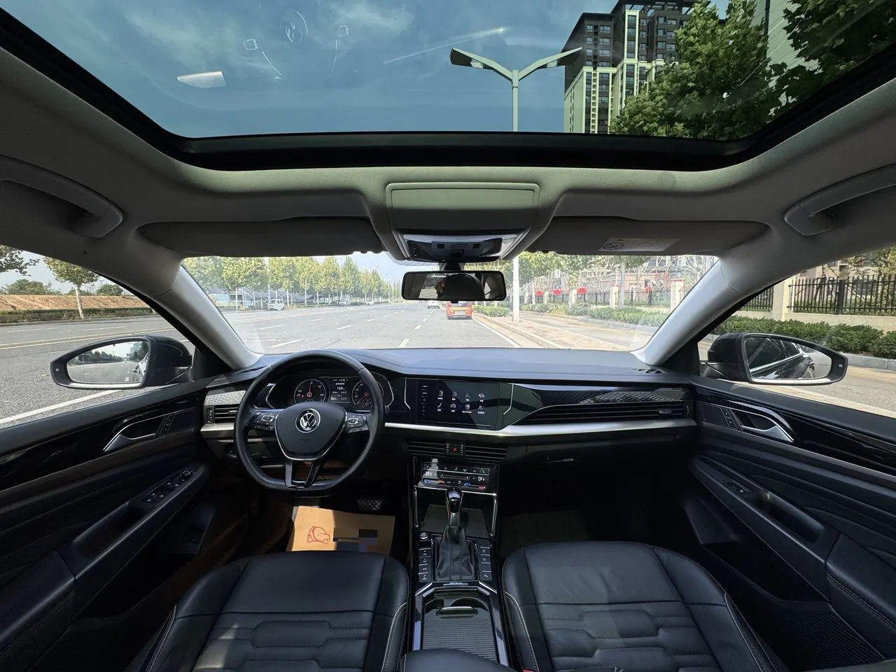 Volkswagen Passat New Energy 2021 Passat PHEV 1.4T Elite Automatic Gear 3