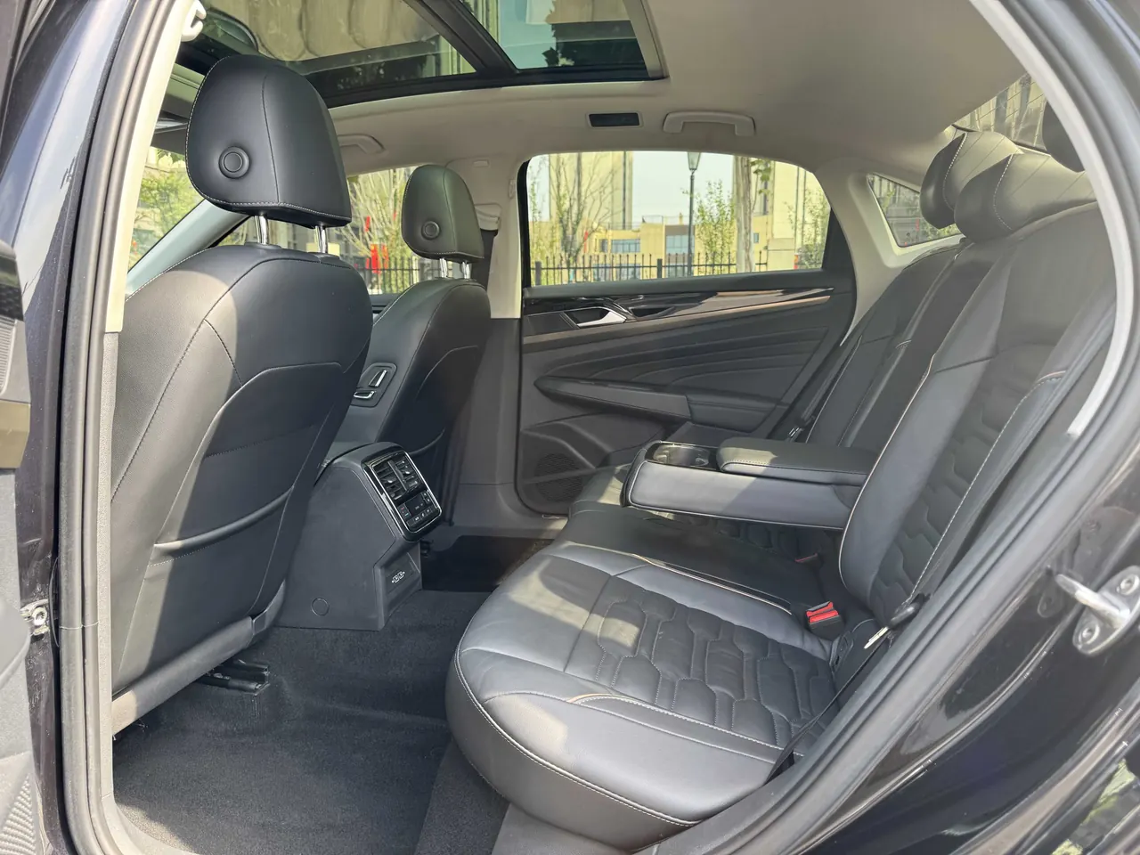 Volkswagen Passat New Energy 2021 Passat PHEV 1.4T Elite Automatic Gear 4