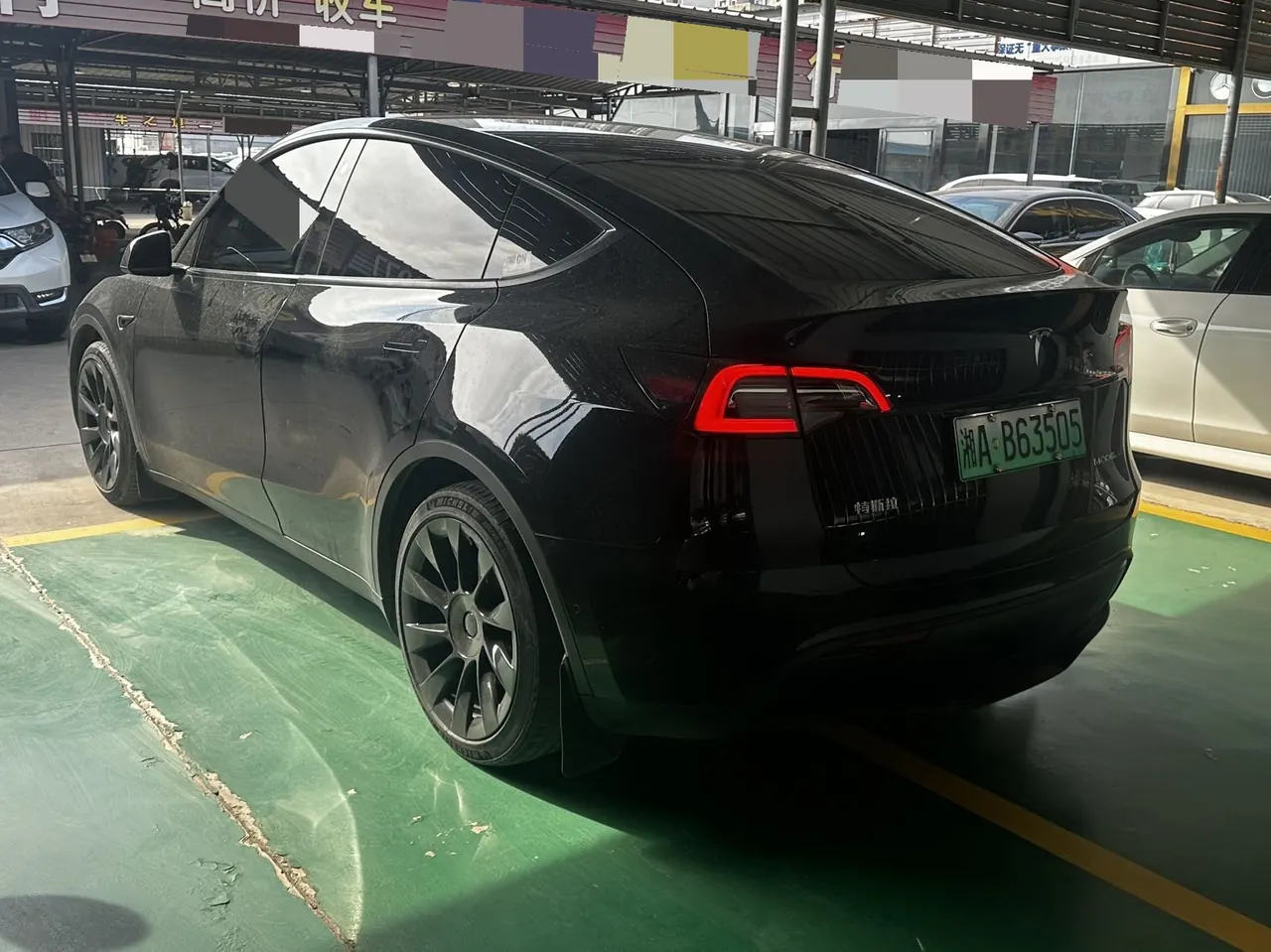 Tesla 2021 Model Y Standard Endurance Rear Drive Automatic Gear 4
