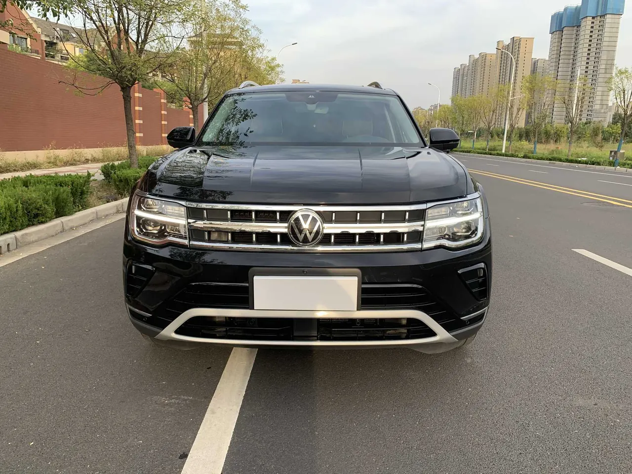 Volkswagen 2024 Tuang 2.0TSI 380TSI 4WD Respect Deluxe Automatic Transmission 2