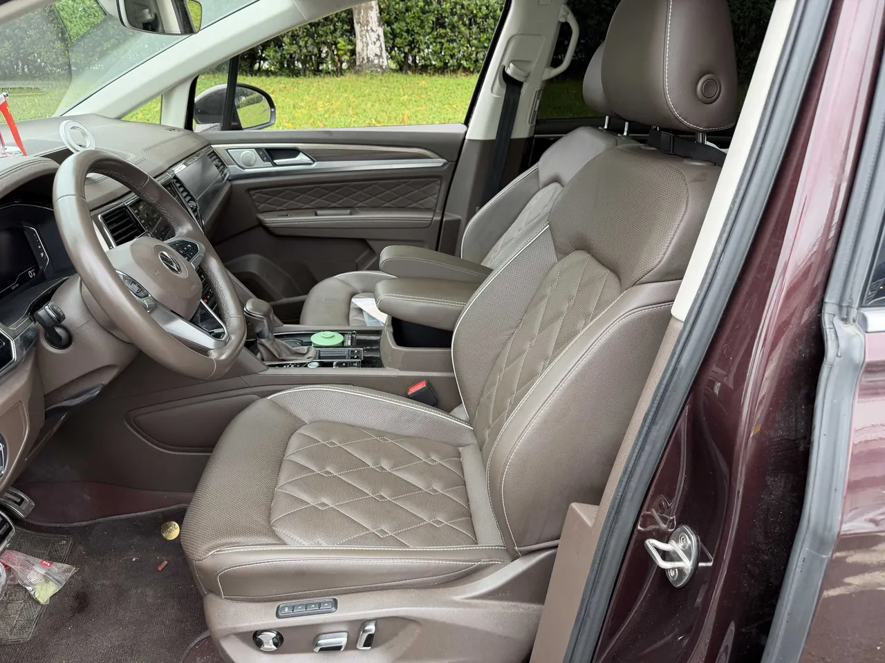 Volkswagen 2022 models of Viran (Viloran) 2.0TSI 330TSI Deluxe Edition Automatic Gear 4