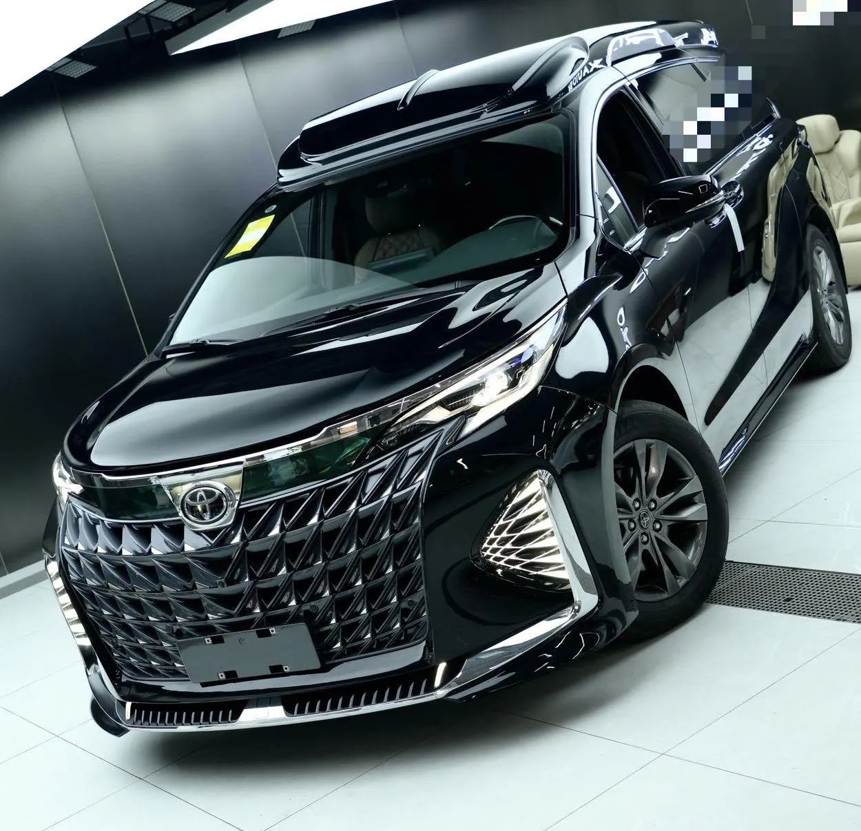 Toyota 2026 Grevia HYBRID 2.5 Stepless Comfort Edition Automatic Transmission - View 1