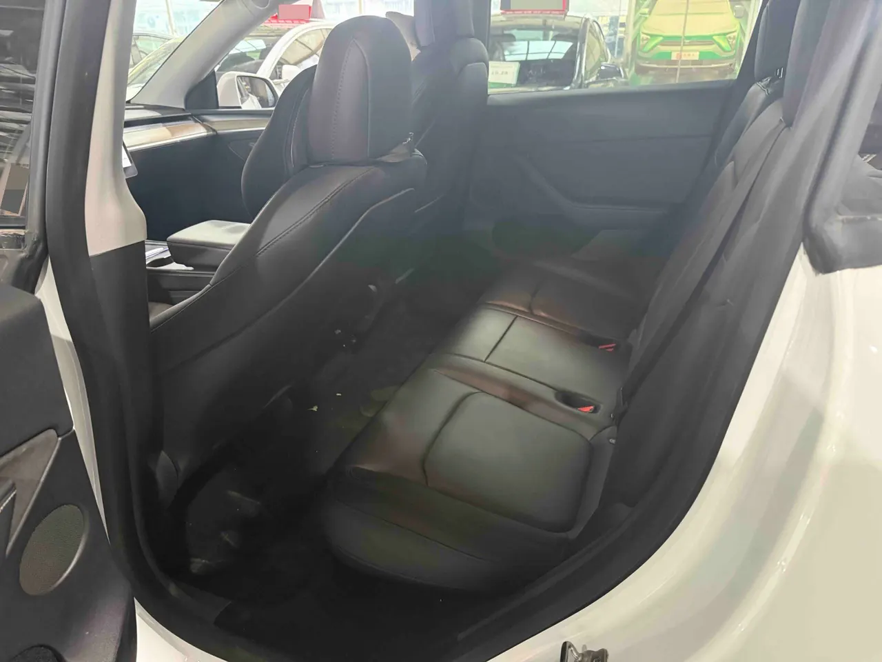 Tesla 2021 Model Y long endurance all-wheel drive version automatic transmission 3