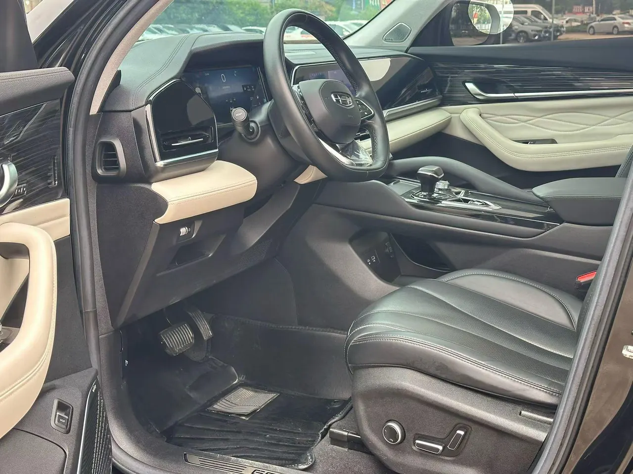 Geely 2024 XingyueL (Monjaro) 2.0TD high-power two-wheel drive cloud version automatic gear 4