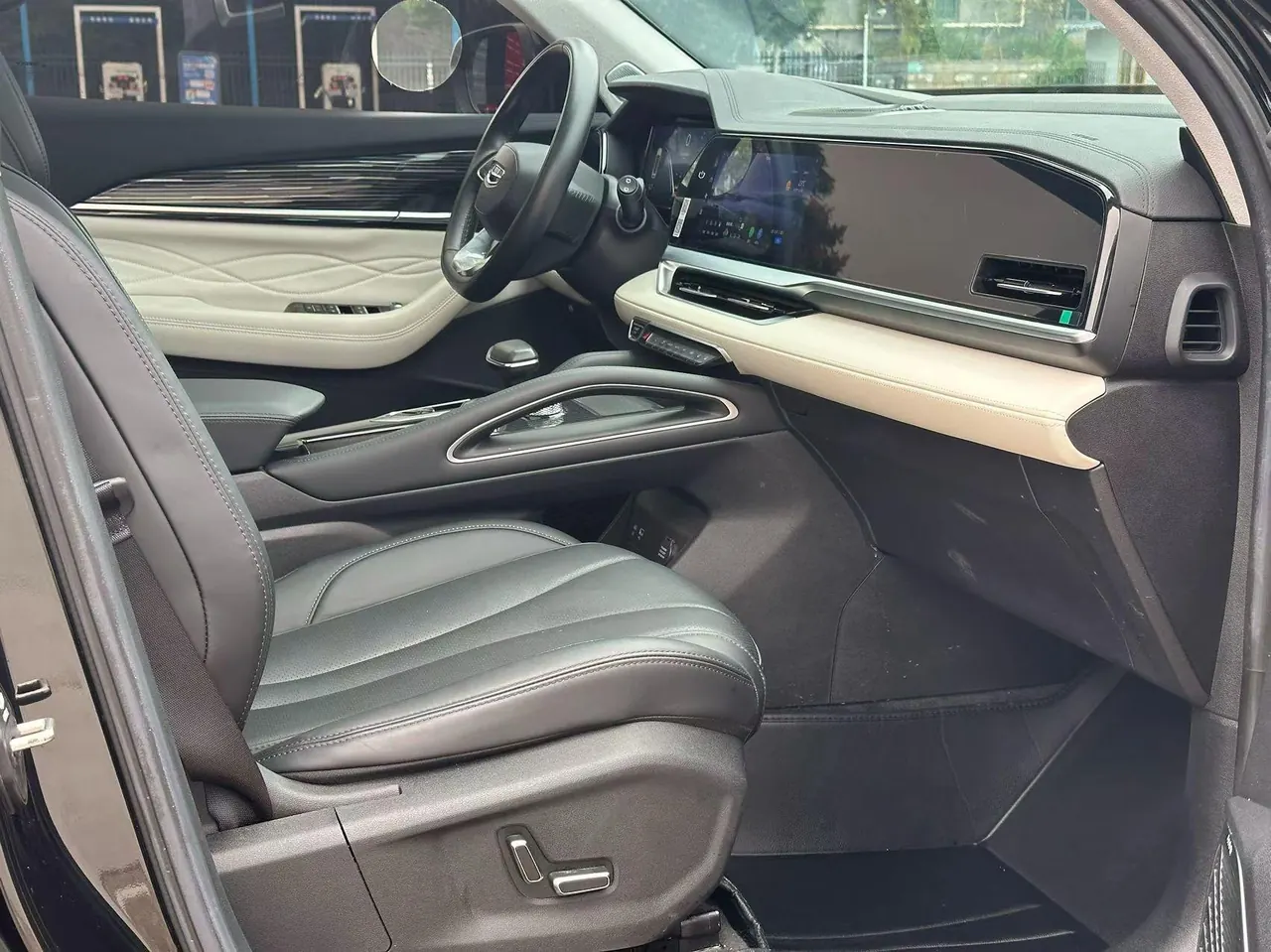 Geely 2024 XingyueL (Monjaro) 2.0TD high-power two-wheel drive cloud version automatic gear 6