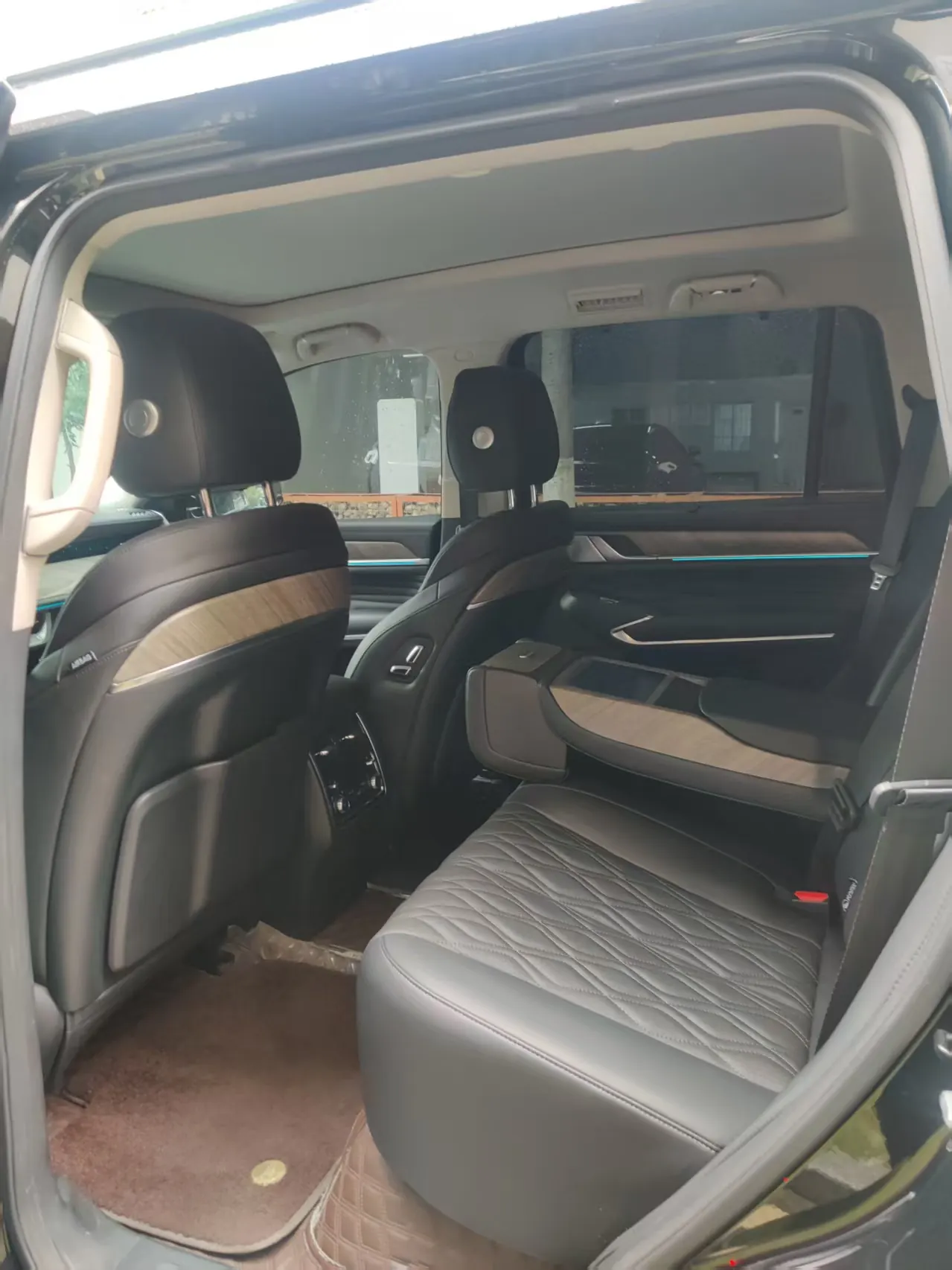 Tank 2022 Tank 500 48V 3.0T Business Edition 5-seat Automatic Gear 7