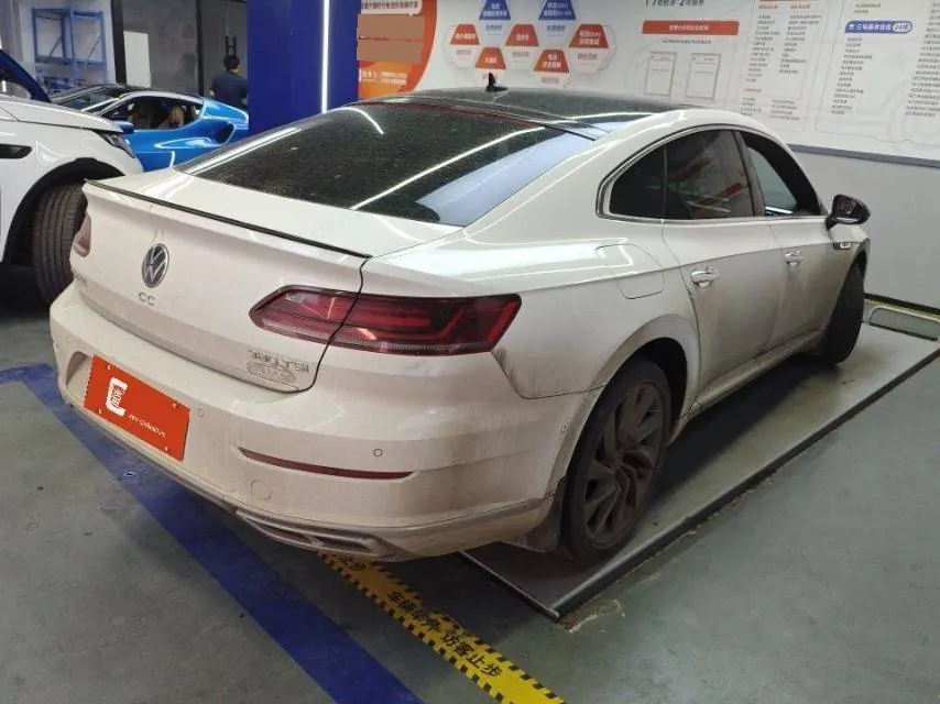 Volkswagen 2021 CC 2.0TSI 380TSI eye-catching automatic gear 2