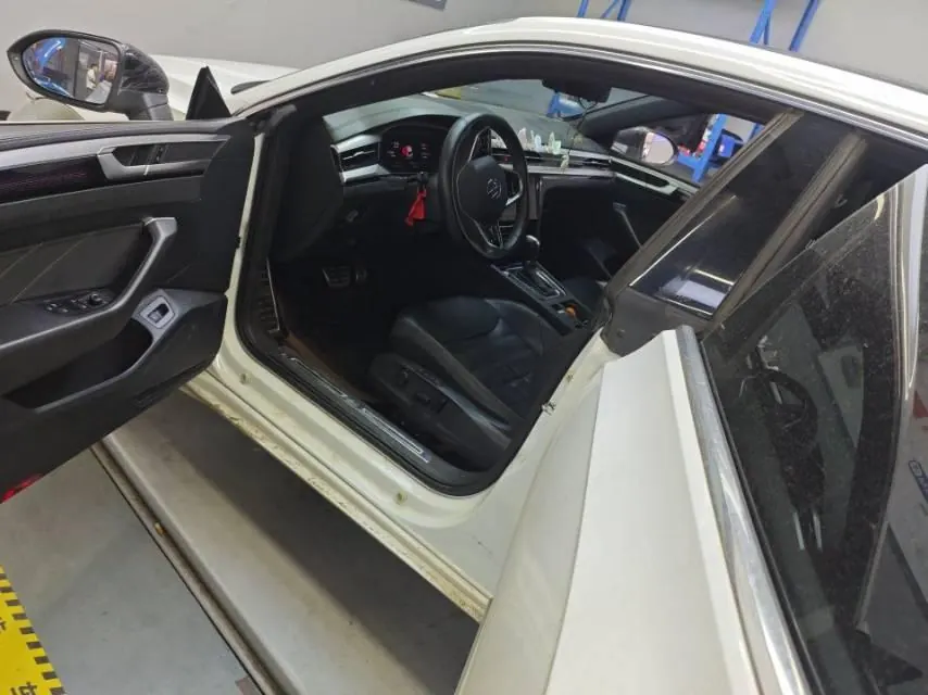 Volkswagen 2021 CC 2.0TSI 380TSI eye-catching automatic gear 5