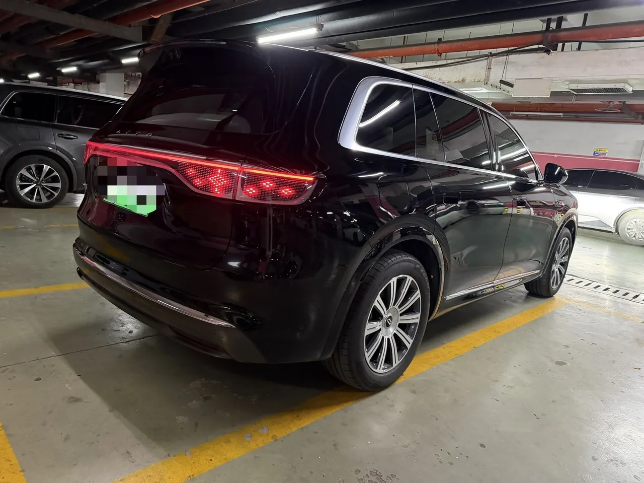 AITO 2025 AITO M8 Max Edition 53.4kWh 6-seat Edition Automatic Gear 7
