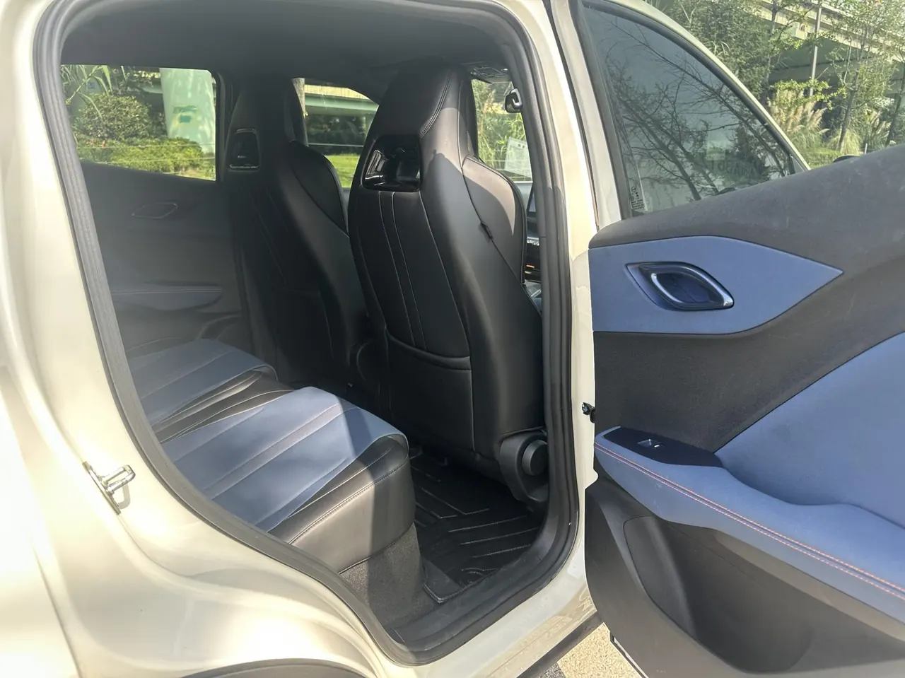 BYD 2024 Seagull Glory Edition 405km Flying Edition Automatic Gear 12