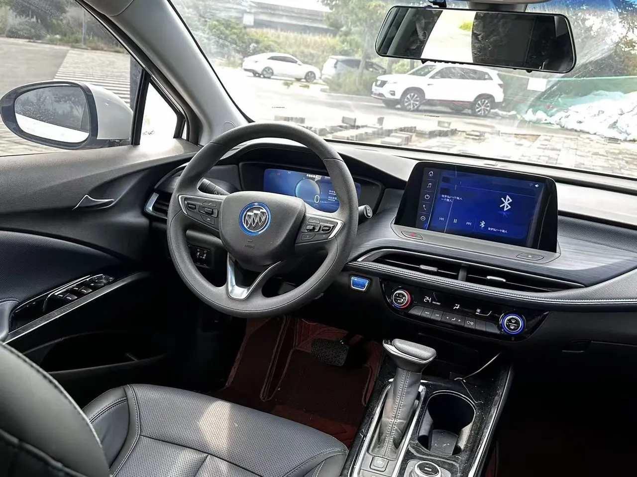 Buick 2024 VELITE 6, 430 km, Comfort Edition, Automatic Transmission 2