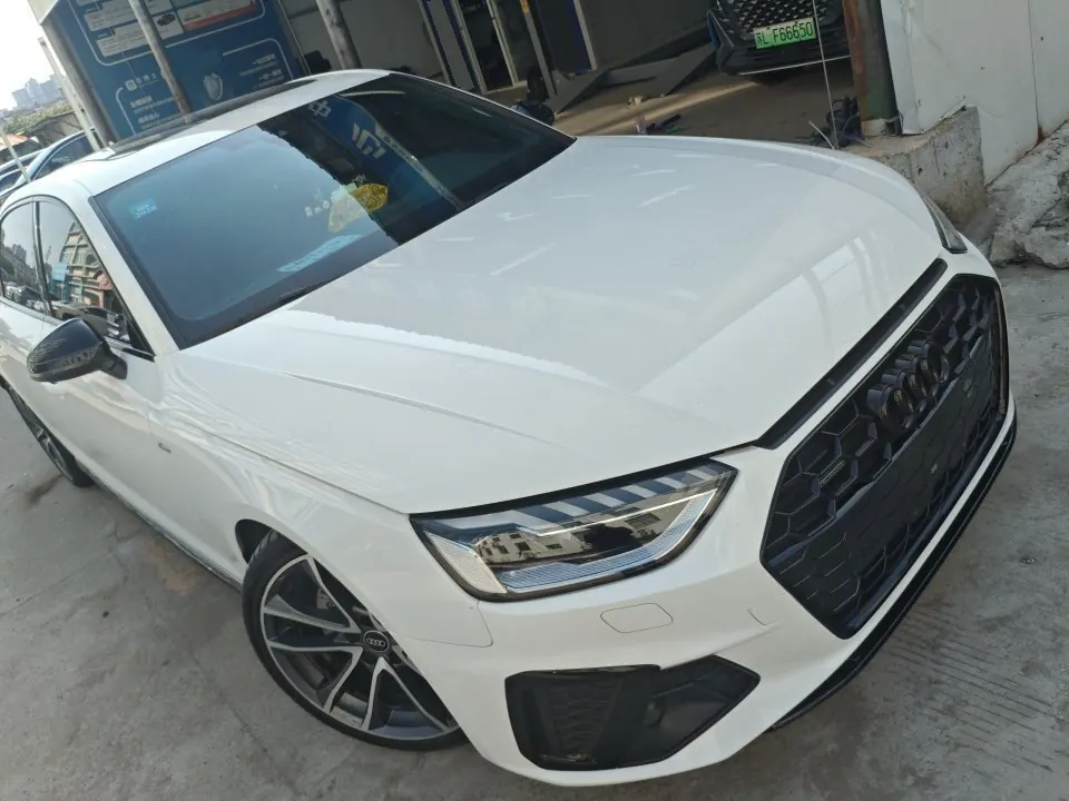Audi 2023 A4L 2.0TFSI 40TFSI Quattro Deluxe Dynamic Automatic 2
