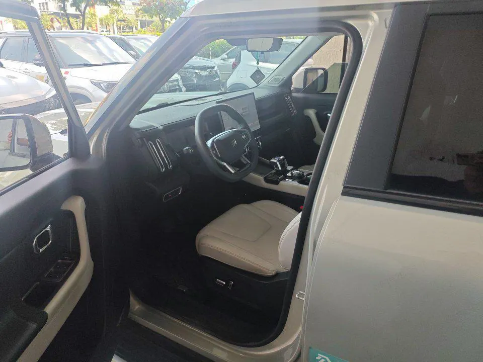 Jetour 2025 ShanHai T1 C- DM 1.5T 150km Haihai Automatic Gear 3