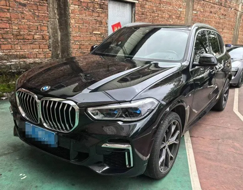 Open image lightbox: BMW 2022 X5 xDrive40Li 48V 3.0T M sports suit (modified) automatic gear