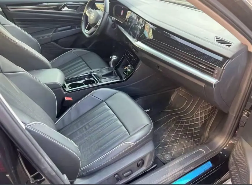Volkswagen 2022 Passat 2.0TSI 330TSI Star Elite Edition Automatic Gear 3
