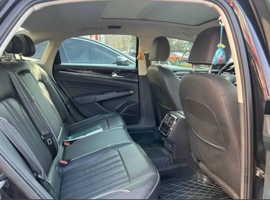 Volkswagen 2022 Passat 2.0TSI 330TSI Star Elite Edition Automatic Gear 7