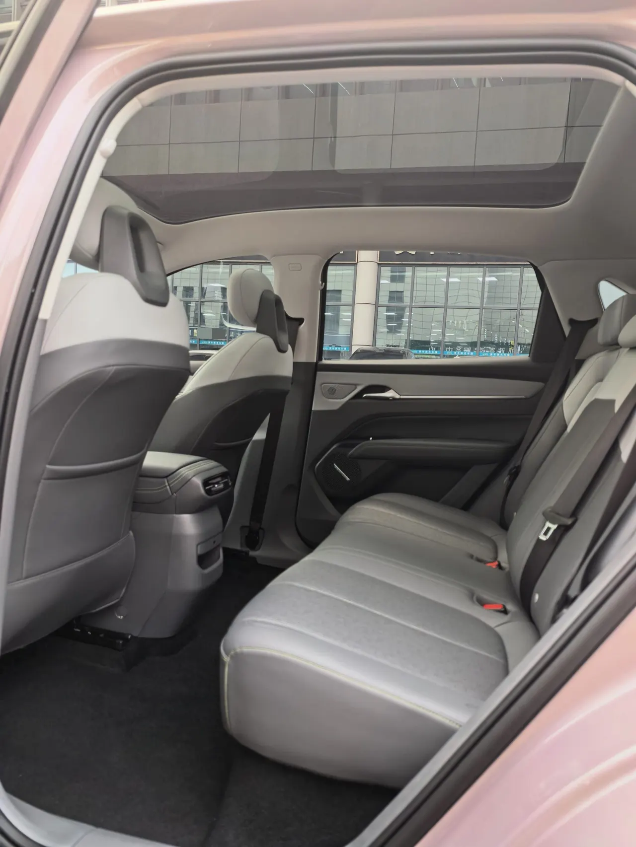Bestune 2025 Yueyi 03 565km Premium Edition Automatic Gear 3