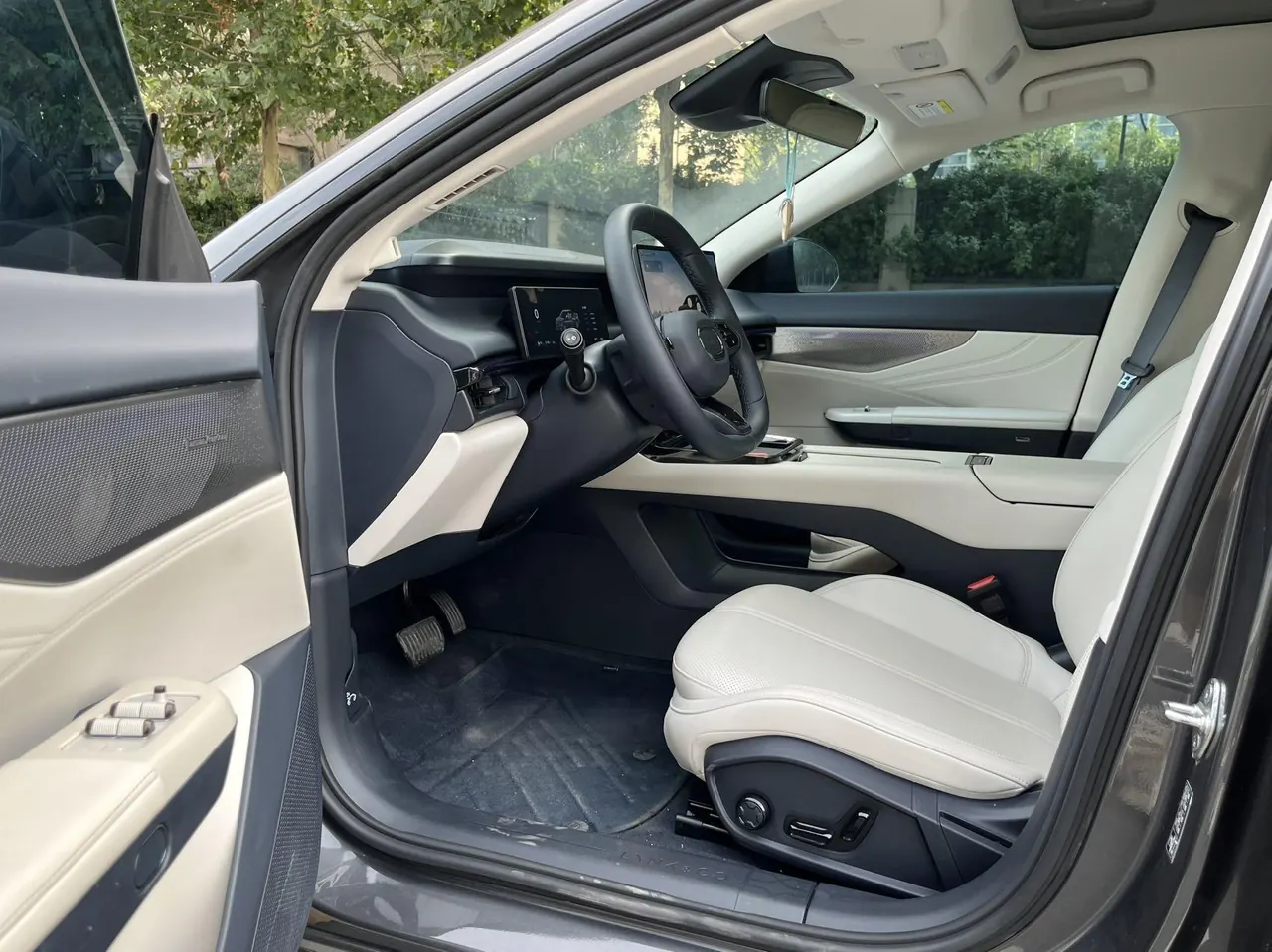 LYNK&amp;CO 2026 LYNK&amp;CO 07 EM-P 1.5T 126 Long Endurance Ultra Auto 2