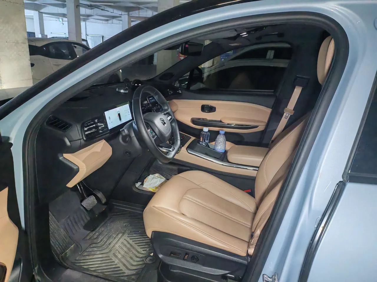 NIO 2020 ES 6 610KM Performance Edition Automatic Gear 5