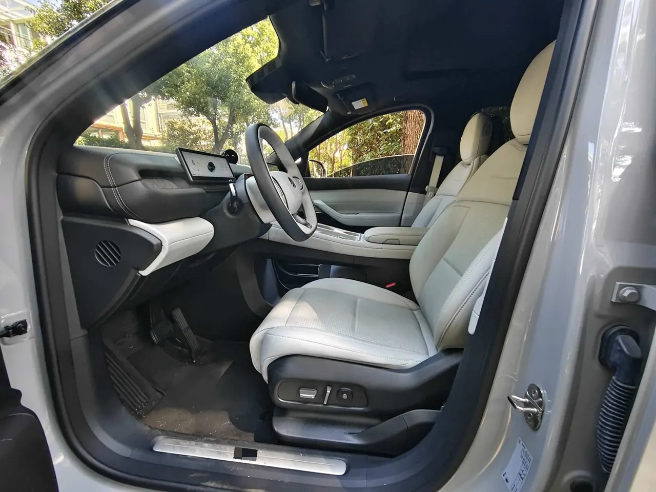 NIO 2024 ES6 75kWh automatic gear 2