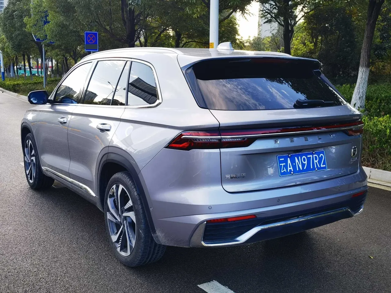 Geely 2021 XingyueL (Monjaro) 2.0TD EVO two-wheel drive smart automatic gear 7
