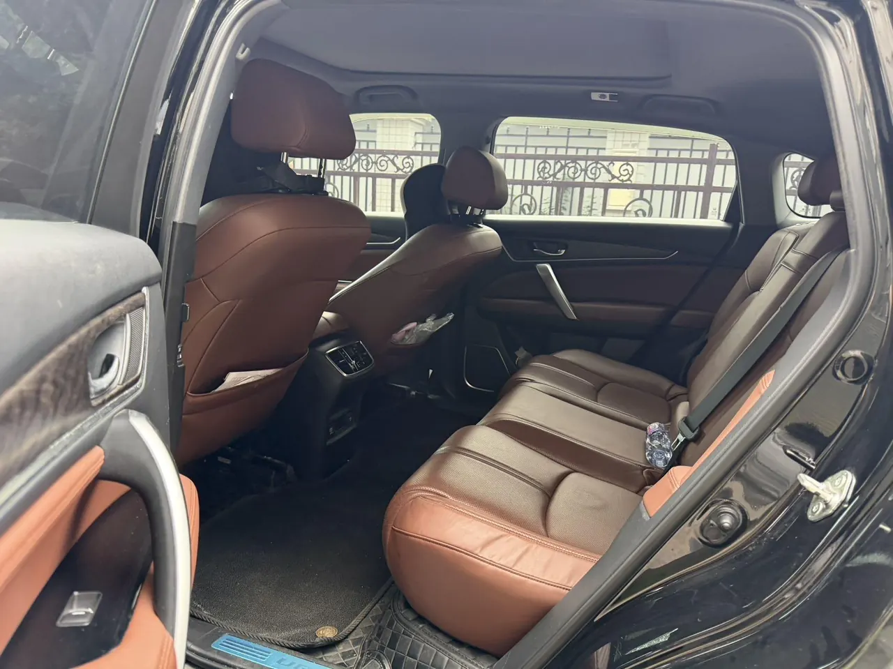 Honda 2020 UR-V 2.0T 370TURBO two-drive elegant version of automatic gear 6