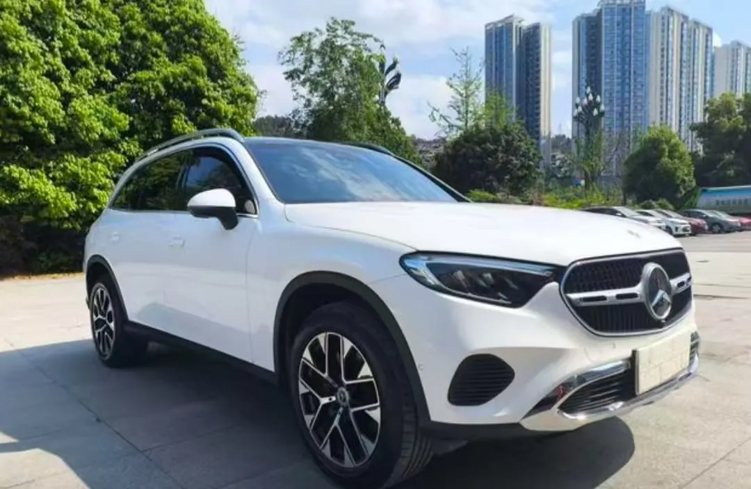 Mercedes Benz 2023 GLC 300 L 4MATIC 48V 2.0T dynamic 5-seat automatic gear 3