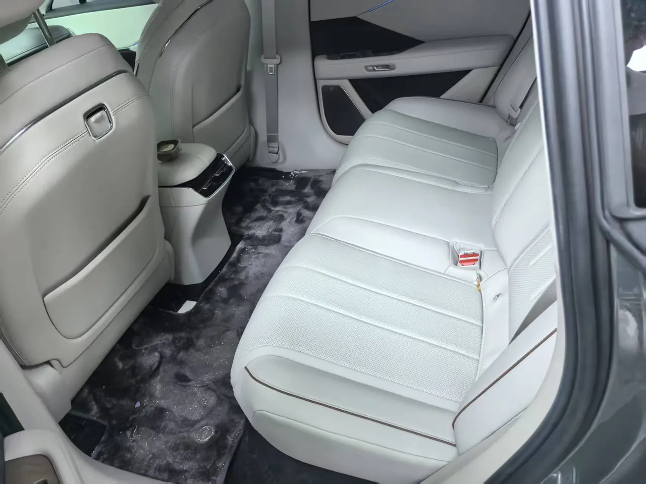 Toyota 2026 Platinum Intelligence 7 600 Pro Automatic Gear 2