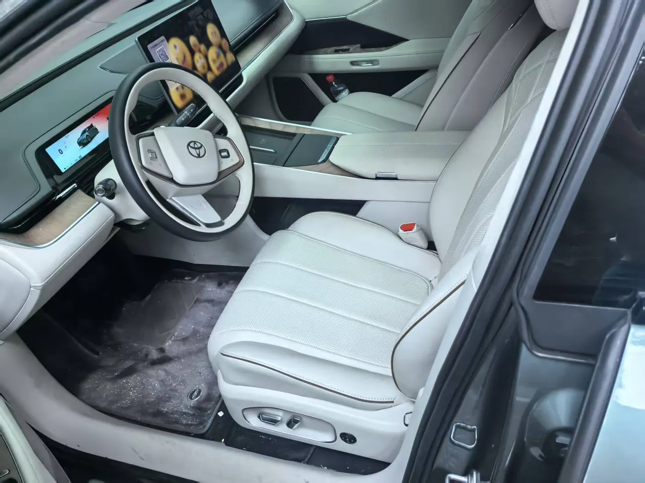 Toyota 2026 Platinum Intelligence 7 600 Pro Automatic Gear 4
