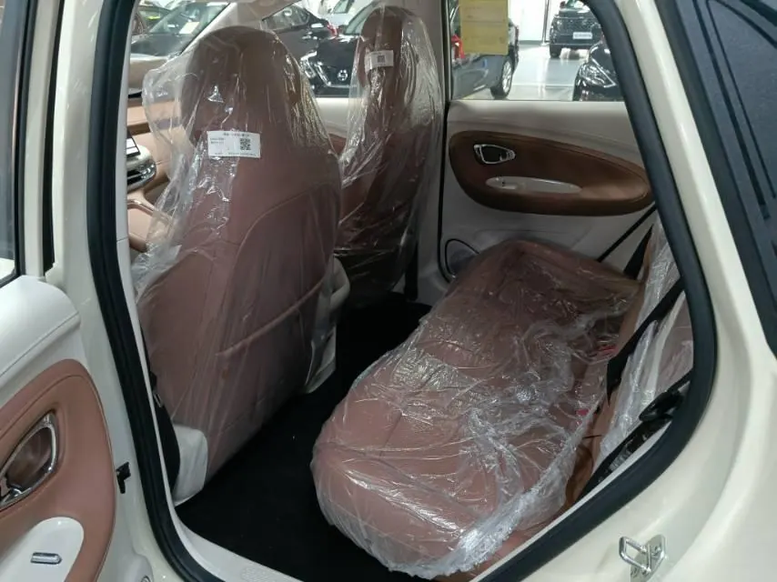 WuLing 2026 Plantronics Pro 330km Enjoy Automatic Gear 4