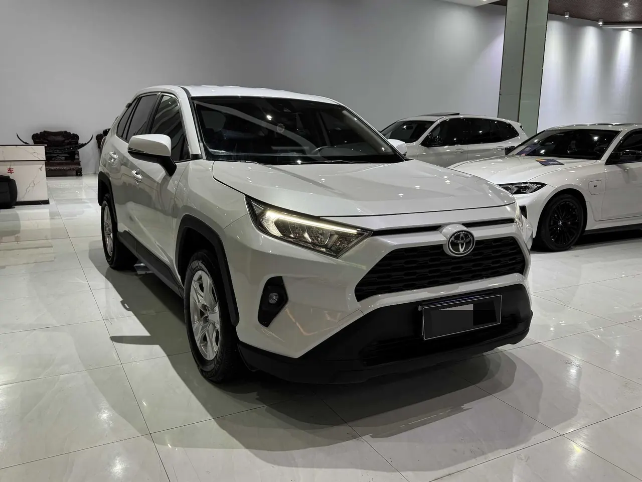 Toyota 2023 RAV4 Rongbo 2.0 Stepless Two-Drive City Edition Automatic Gear 3