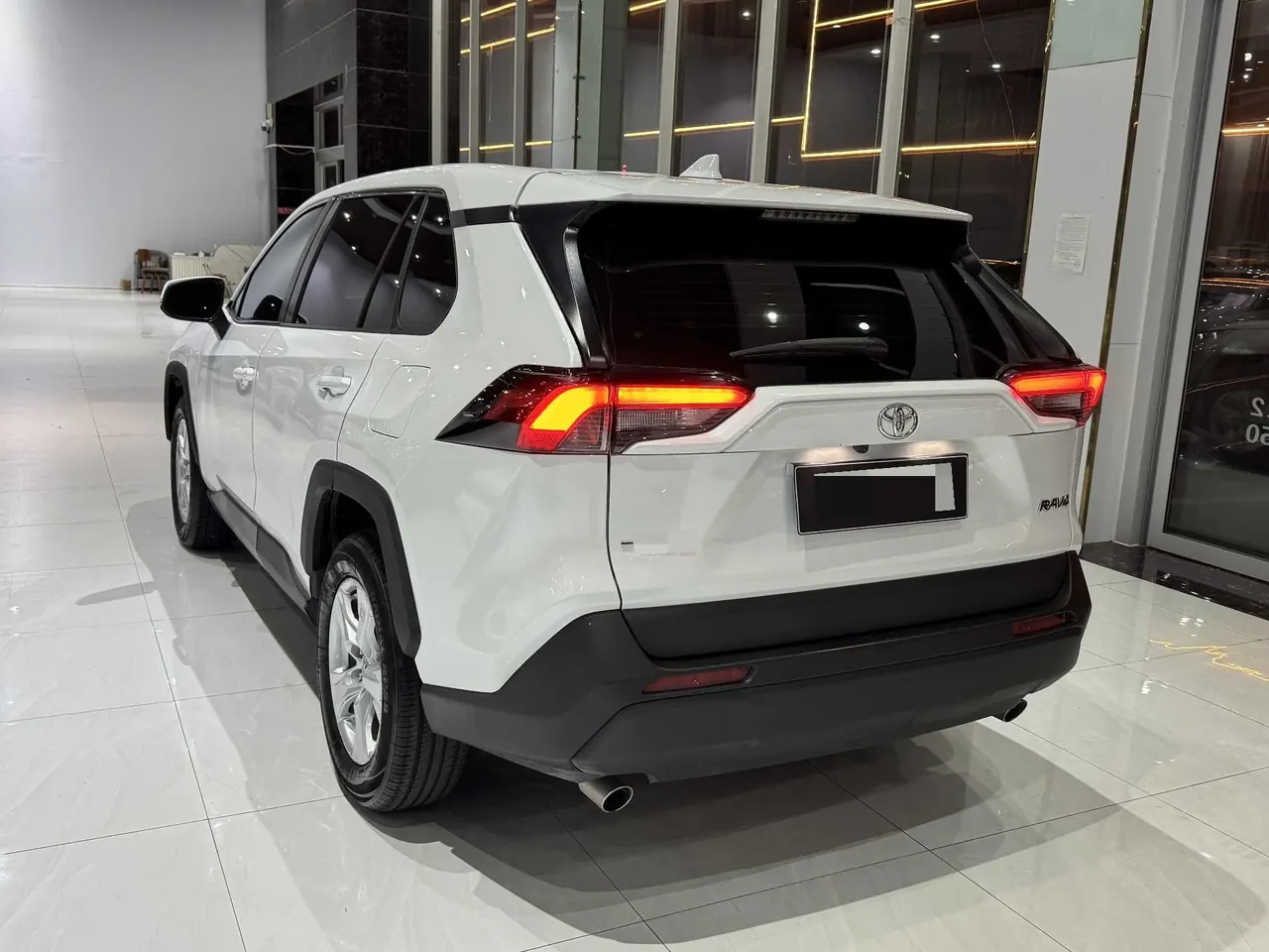 Toyota 2023 RAV4 Rongbo 2.0 Stepless Two-Drive City Edition Automatic Gear 4