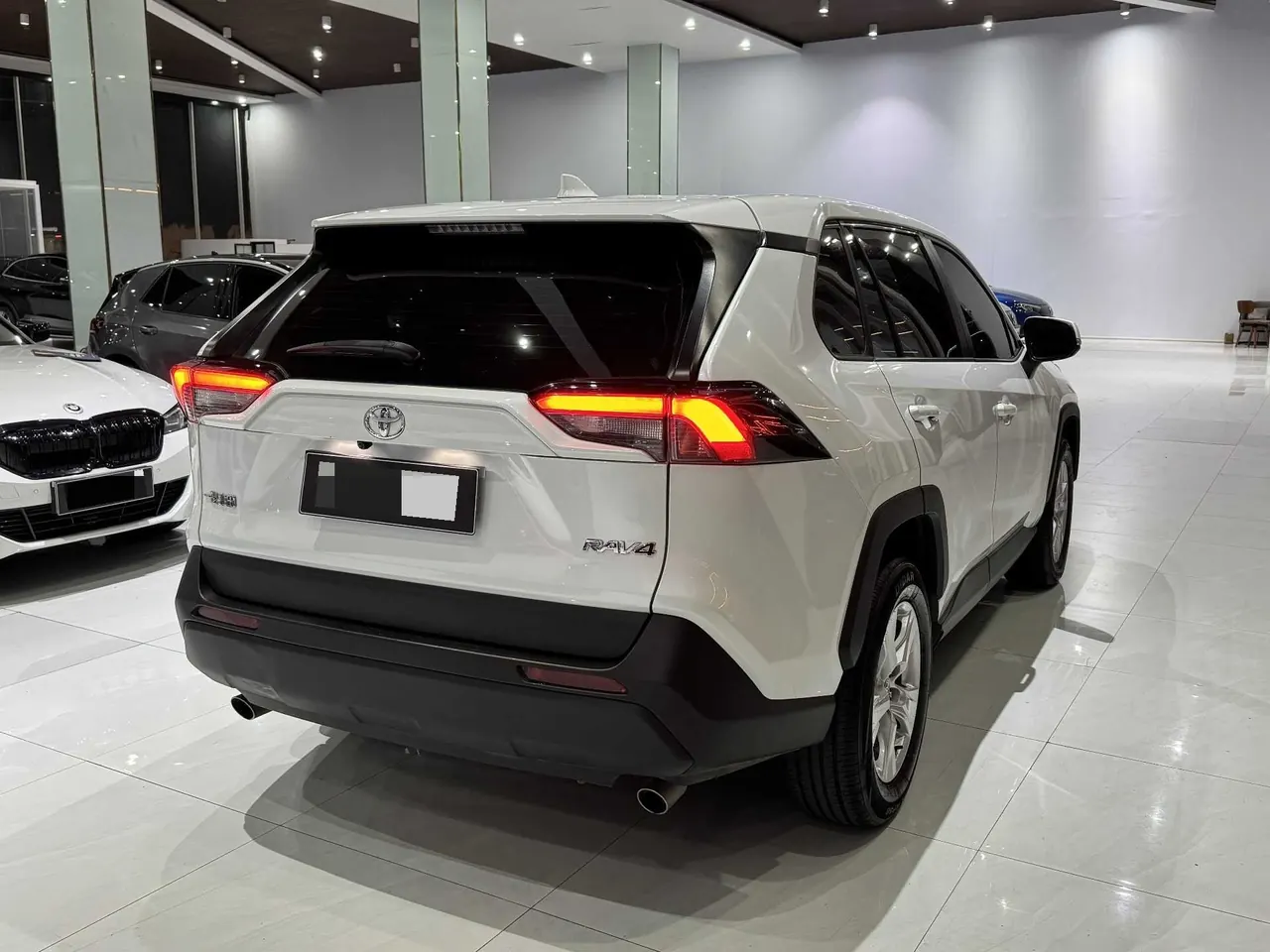 Toyota 2023 RAV4 Rongbo 2.0 Stepless Two-Drive City Edition Automatic Gear 6