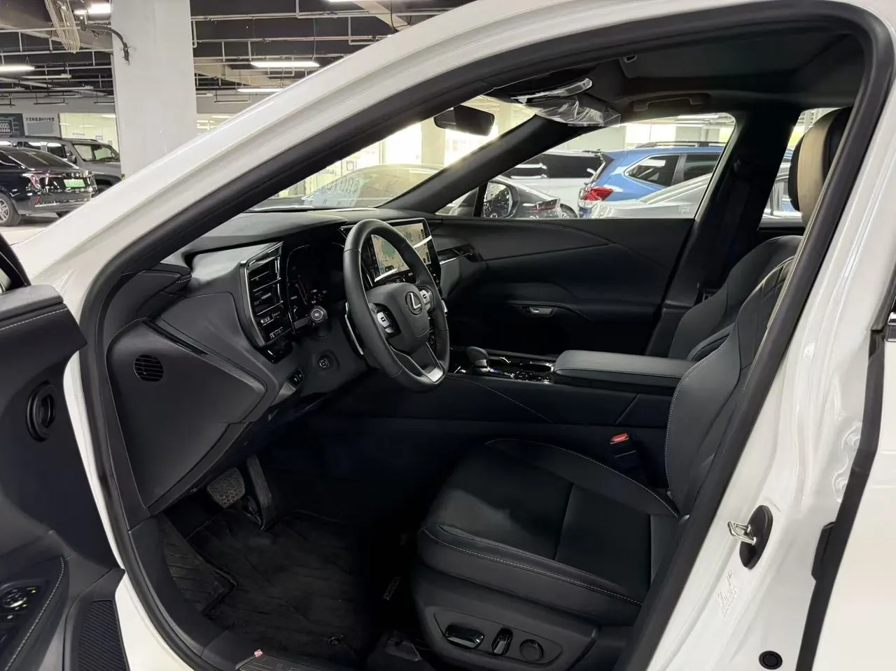 Lexus RX (Imported) 2026 RX300 2.0T Four-wheel Drive Edition Automatic Gear 4