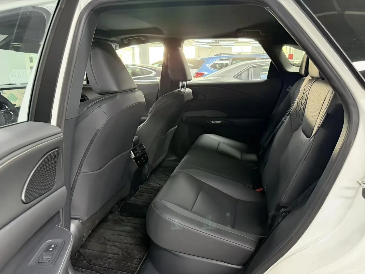 Lexus RX (Imported) 2026 RX300 2.0T Four-wheel Drive Edition Automatic Gear 5