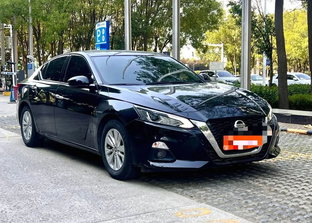 Nissan 2020 Teana 2.0 Stepless XL Comfort Edition Automatic Gear 3