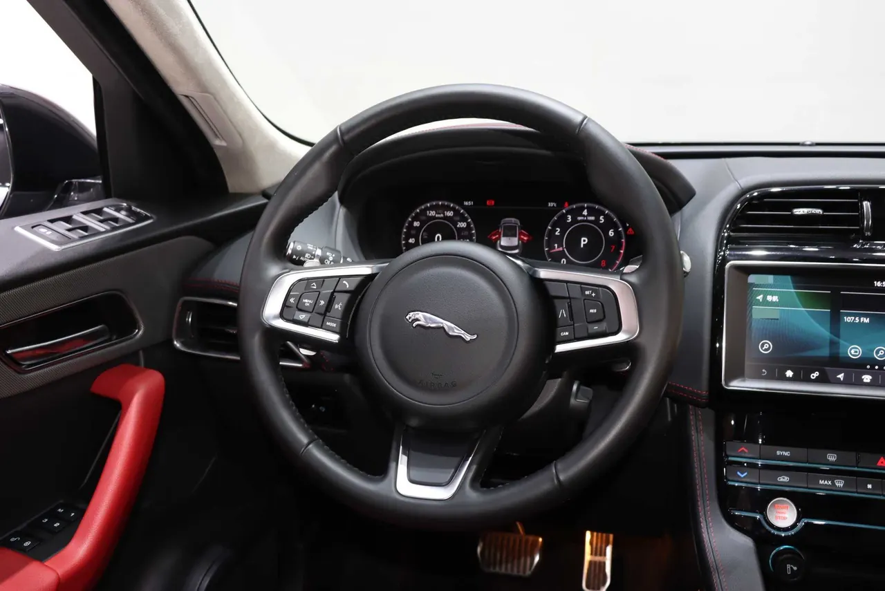 Jaguar F-PACE (Imported) 2020 F-PACE 2.0T Flag Edition Automatic Gear 13