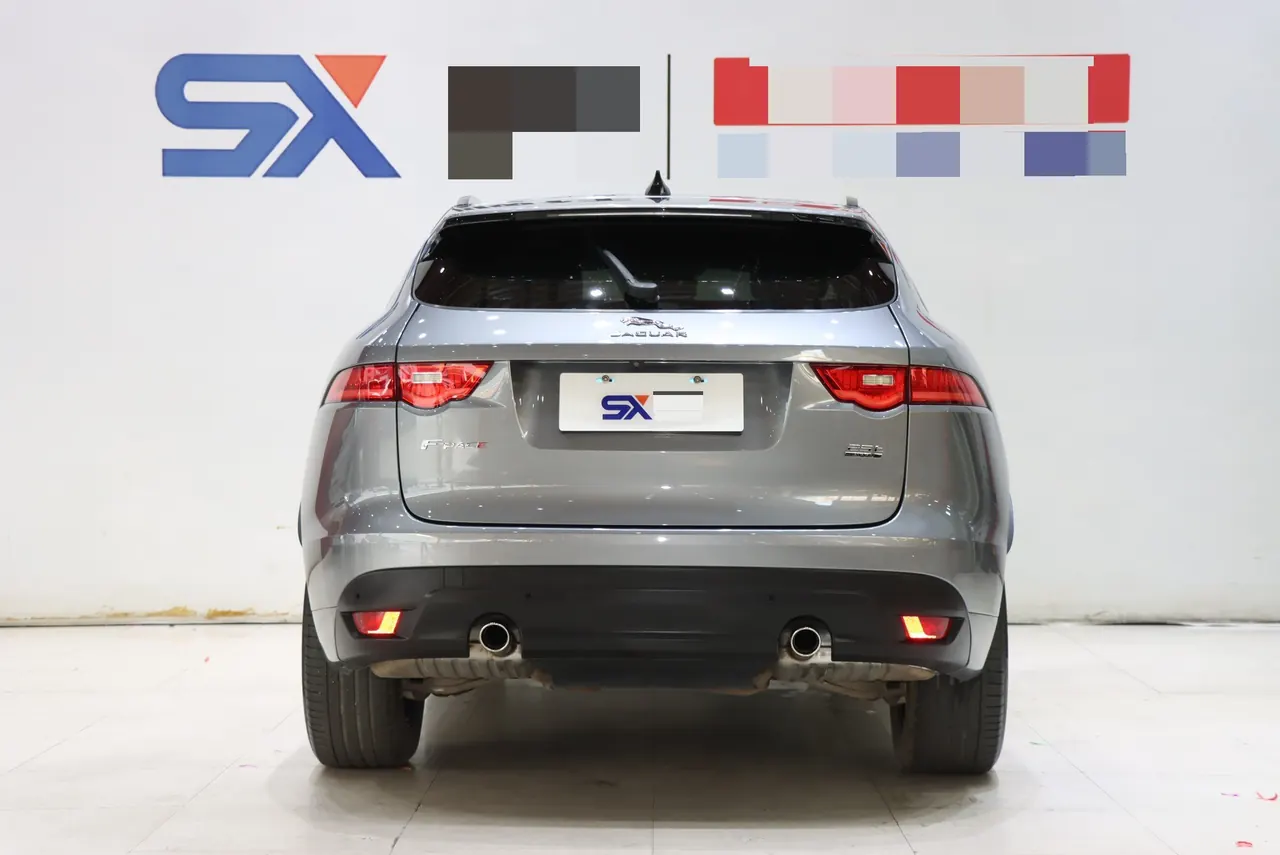 Jaguar F-PACE (Imported) 2020 F-PACE 2.0T Flag Edition Automatic Gear 5