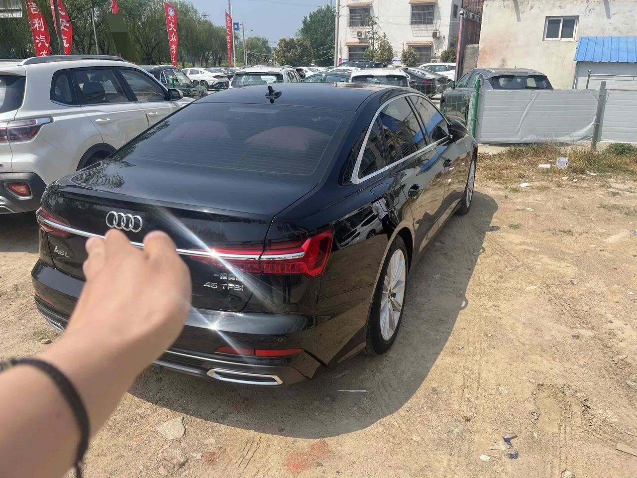 Audi 2022 A6L 2.0TFSI 45TFSI Selected Dynamic Automatic 5