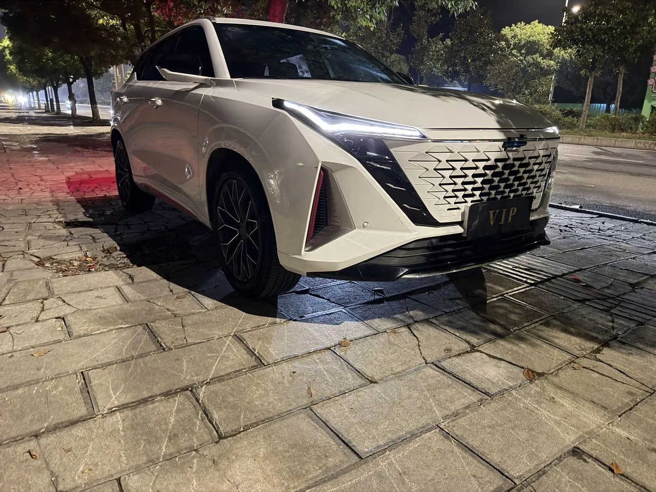 Oshan 2022 Z6 1.5T Blue Whale Zhihang Automatic Gear 3