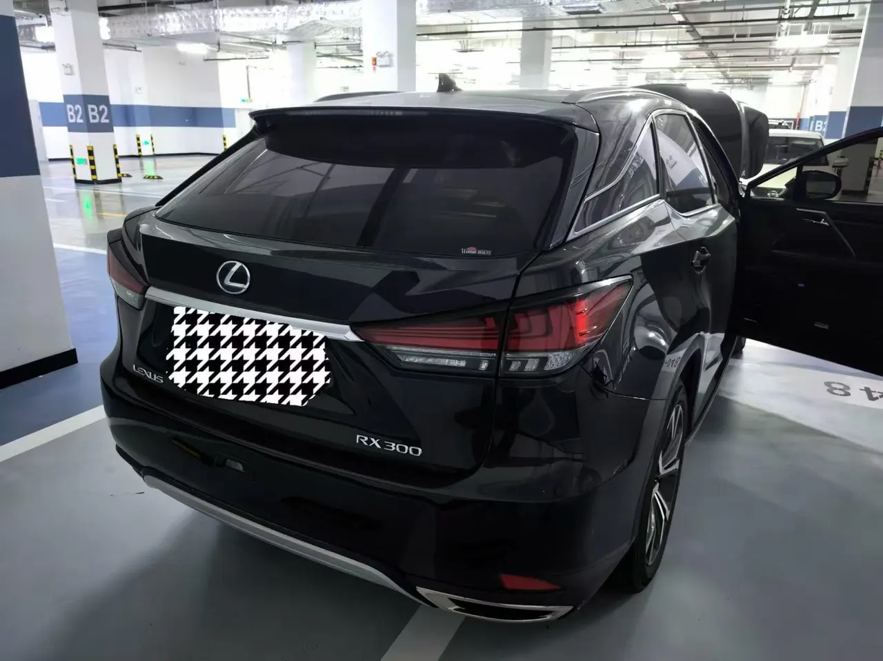 Lexus RX (Imported) 2020 RX300 2.0T Four-wheel Drive Elegant Edition (Modified) Automatic Gear 6