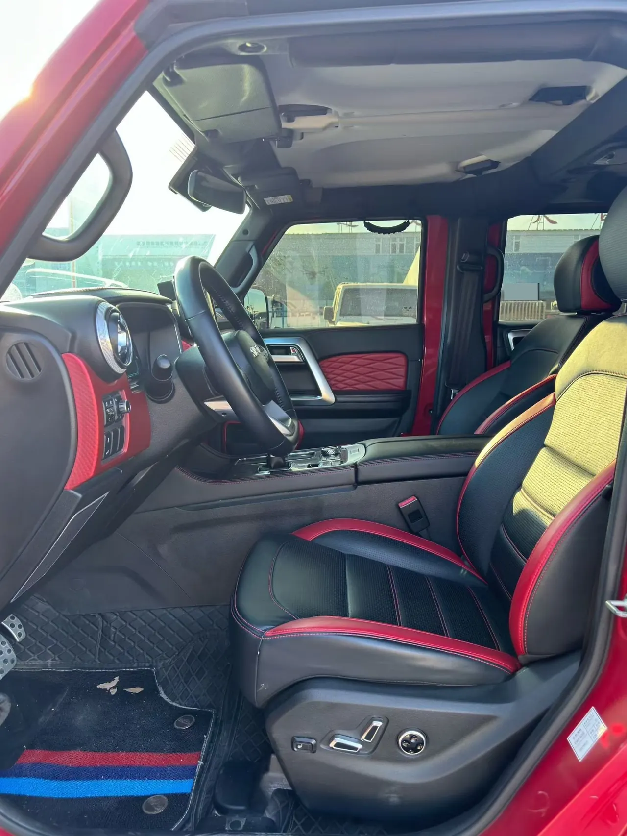 Beijing 2020 BJ40 2.0T 4-wheel drive city hunter version chivalrous automatic gear 5