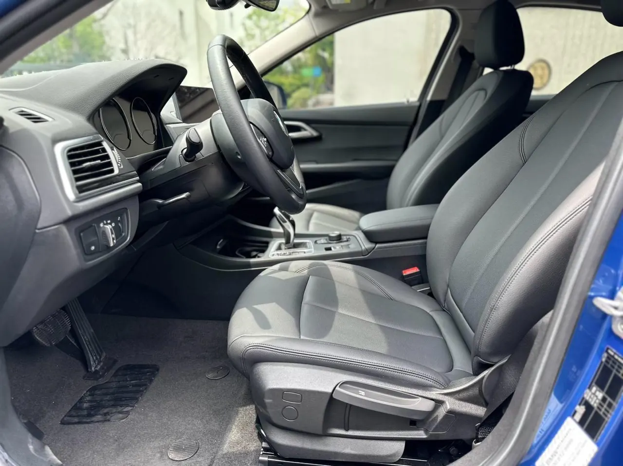 BMW 1 Series 2020 120i 1.5T Fashion Automatic 13