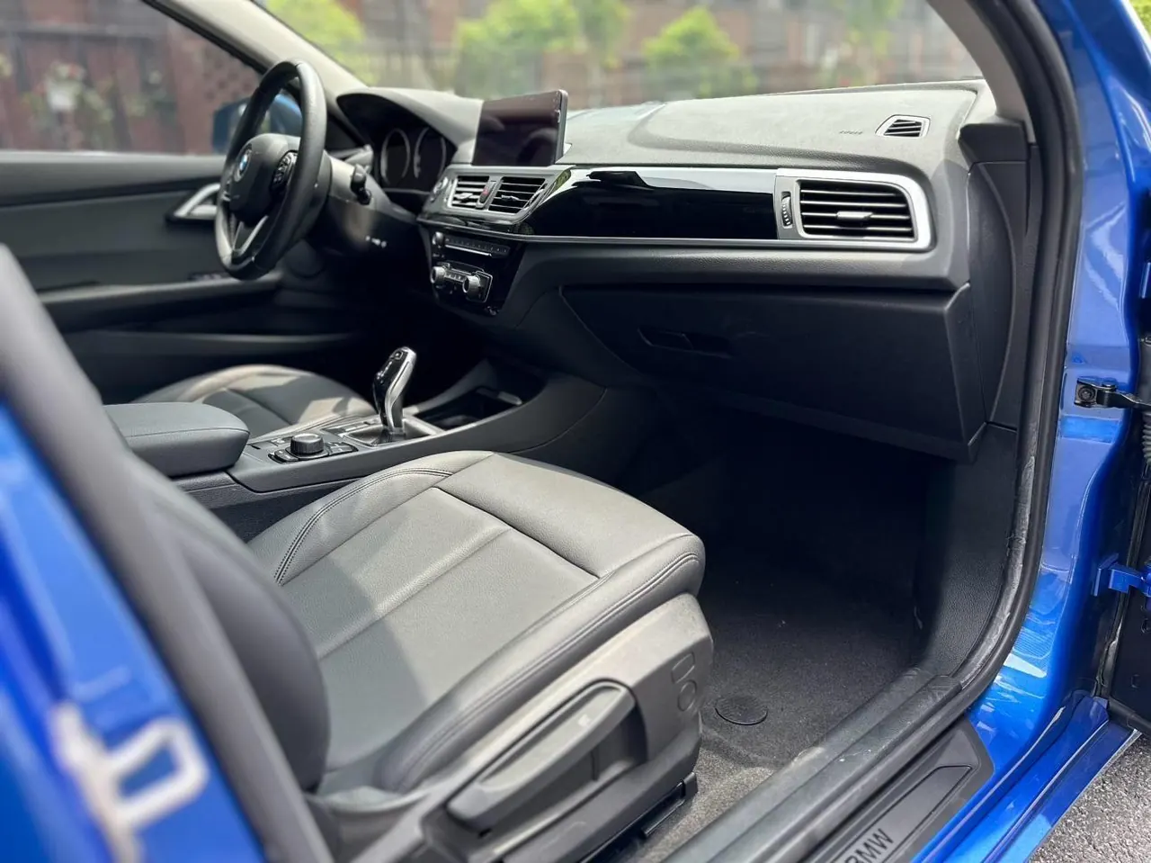 BMW 1 Series 2020 120i 1.5T Fashion Automatic 19