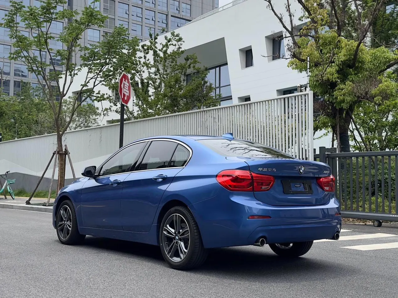 BMW 1 Series 2020 120i 1.5T Fashion Automatic 8