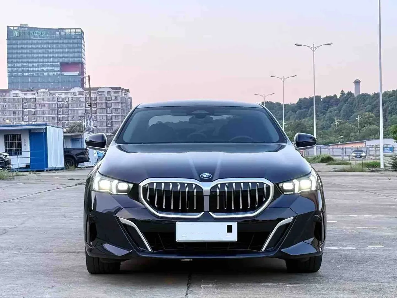BMW 5 Series 2026 model 530Li 48V 2.0T Leading Edition M Sport Package Automatic 2