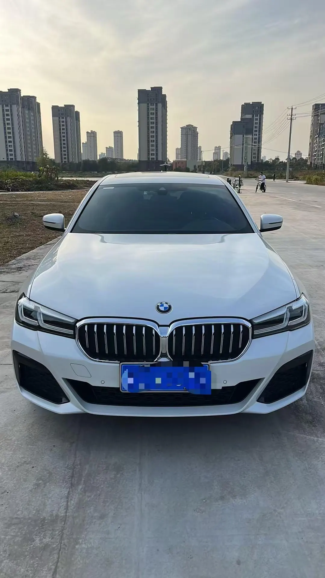 BMW 5 Series 2022 525Li 2.0T M Sports Suit (Change 2) Automatic Gear 2