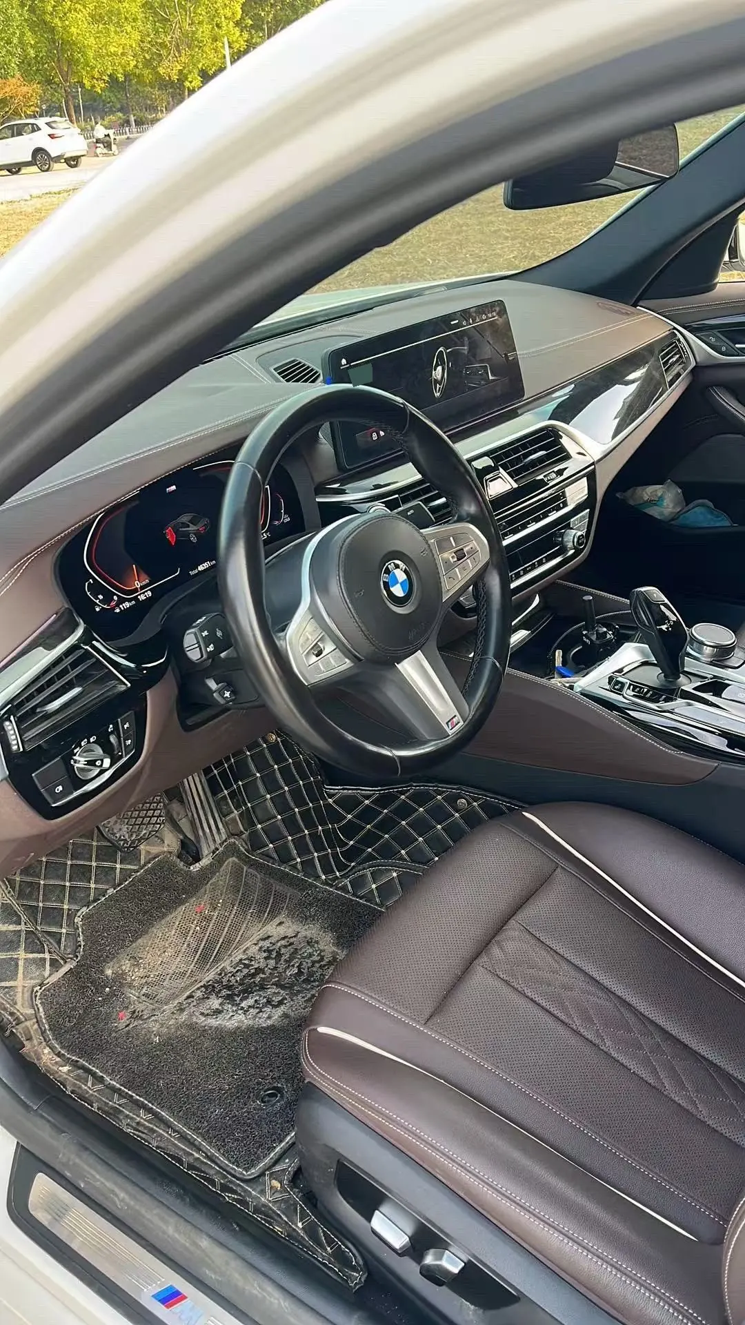 BMW 5 Series 2022 525Li 2.0T M Sports Suit (Change 2) Automatic Gear 4