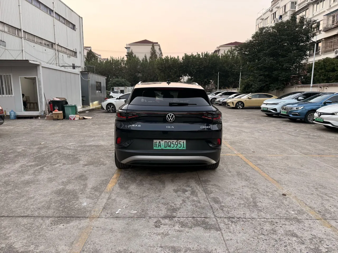 Volkswagen 2022 model ID. 4 CROZZ long endurance PRO version automatic transmission 5